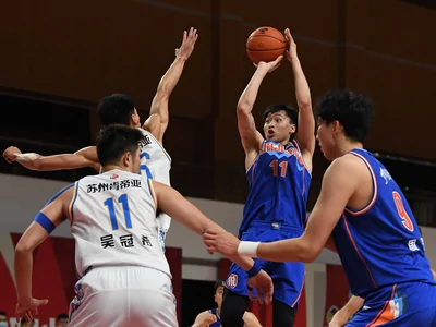 张镇麟目前依旧是国内锋线第一人 这还不回归国家队，男篮可以解散了